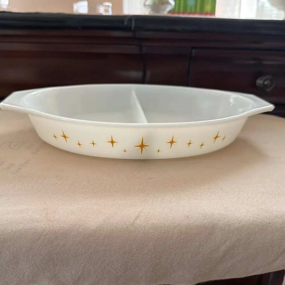 Pyrex vintage 1959 Constellation Divided Casserole Dish